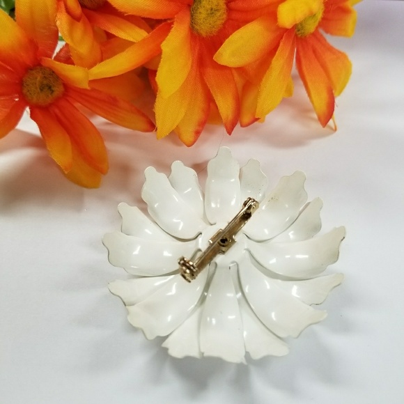 Fantastic VTG Flower - Picture 5 of 8